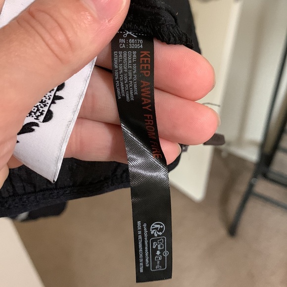 FREE PEOPLE Movement Great Escape Run Windbreaker NWOT (Black) - Picture 7 of 9